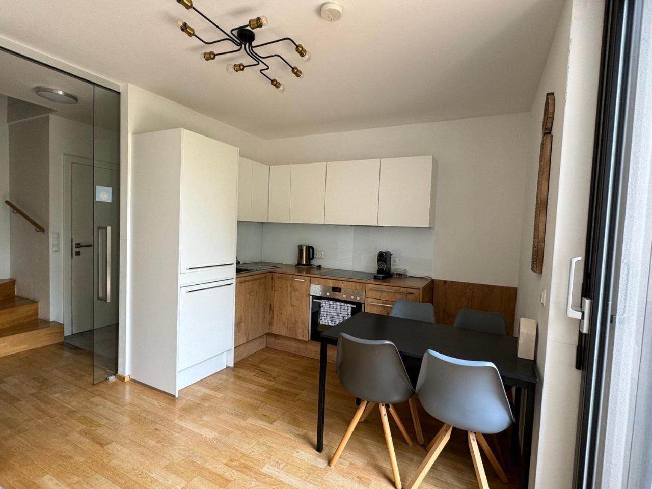 Cosy Splendor / City Center Грац Экстерьер фото